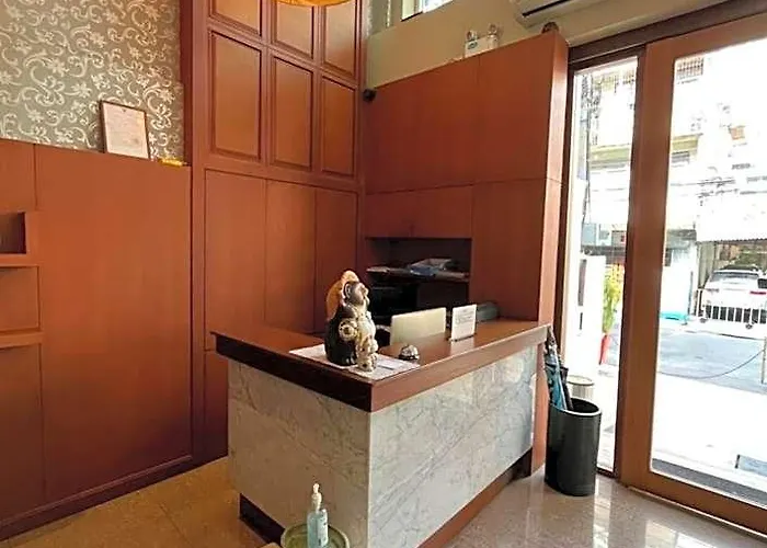 Hotel Jhouse Thonglor 4*