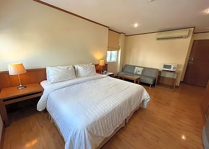 Jhouse Thonglor 4*
